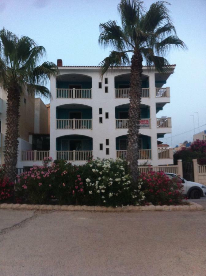 Edificio Cannizzo Scoglitti Bagian luar foto