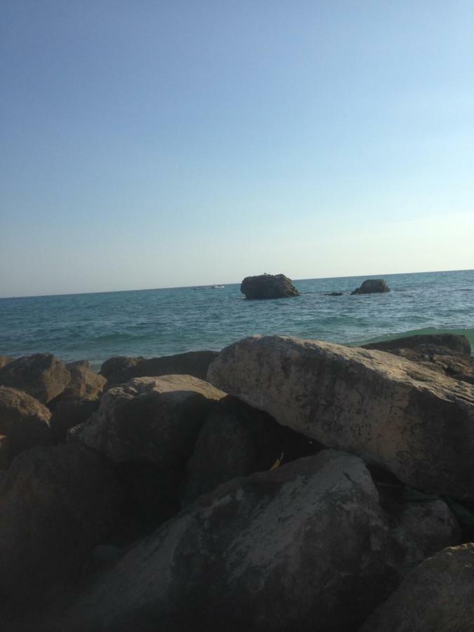Edificio Cannizzo Scoglitti Bagian luar foto