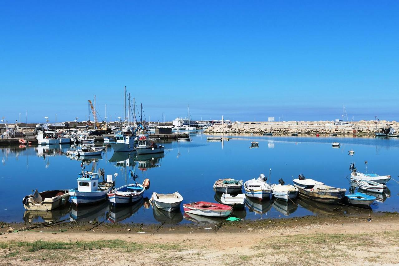 Edificio Cannizzo Scoglitti Bagian luar foto